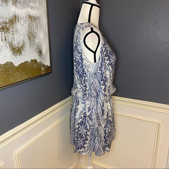 Alice + Olivia Jolene Cold Shoulder Smocked Dress - Picture 9 of 14